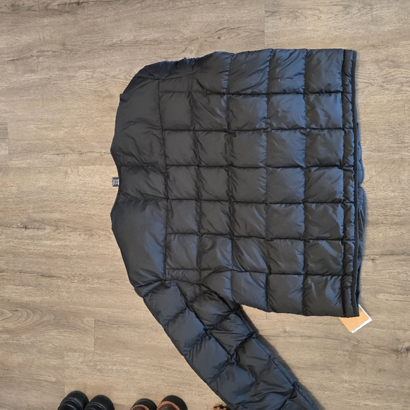 NorthFace Black Bomber Reversible - Picture 2 of 4